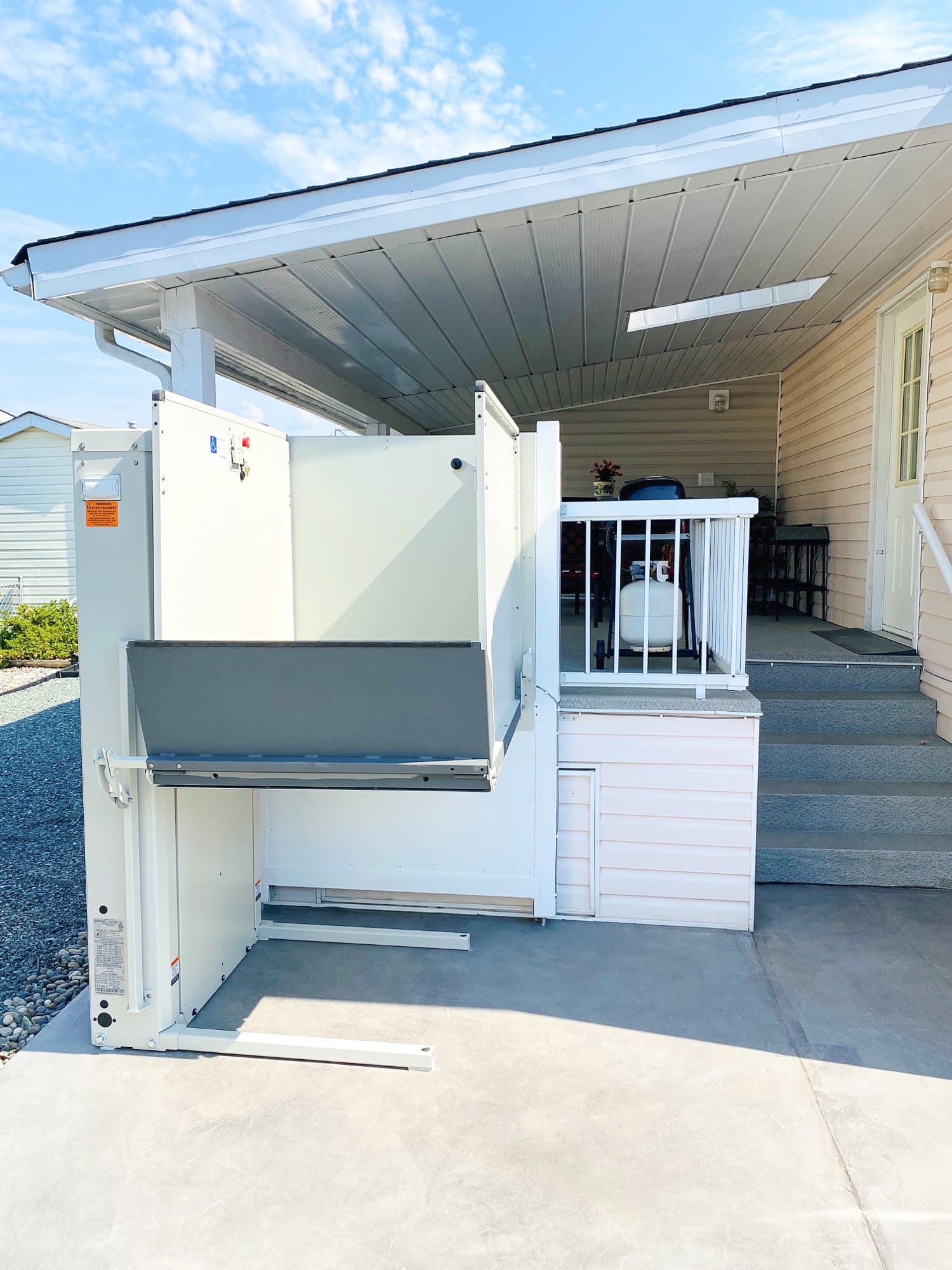 Vertical Platform Lifts